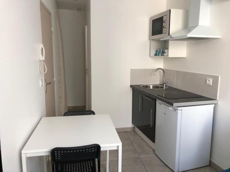 Studio 442 Clim + Parking A 10 Min Des Plages Apartment Перпинян Екстериор снимка